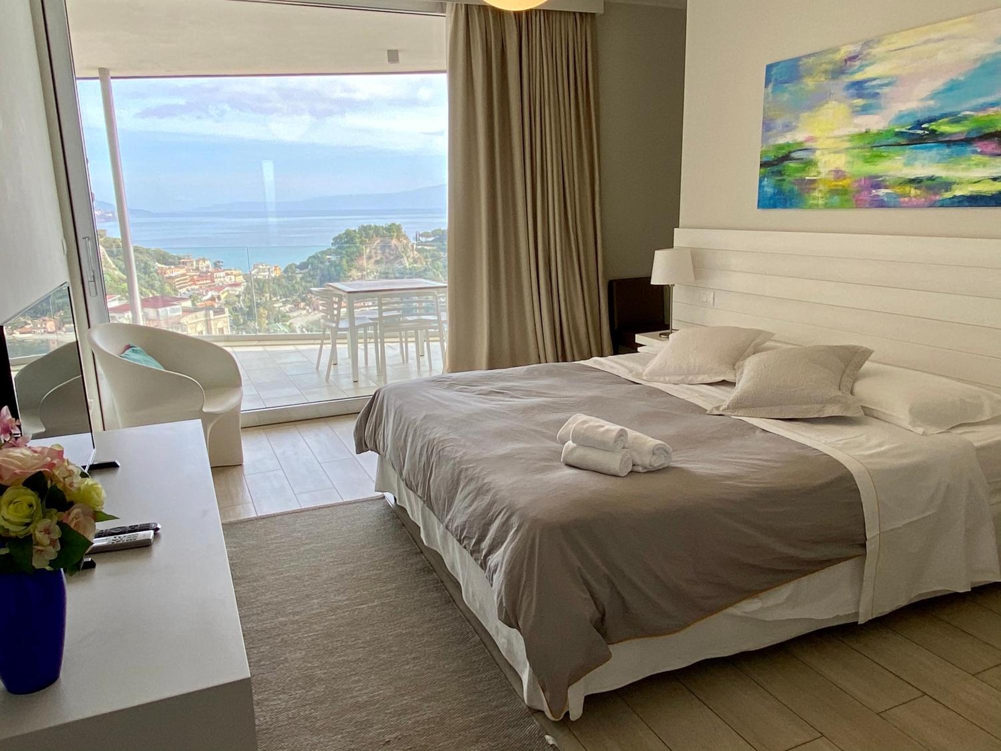 Isola Bella Infinity Suites Taormina Pokoj fotografie